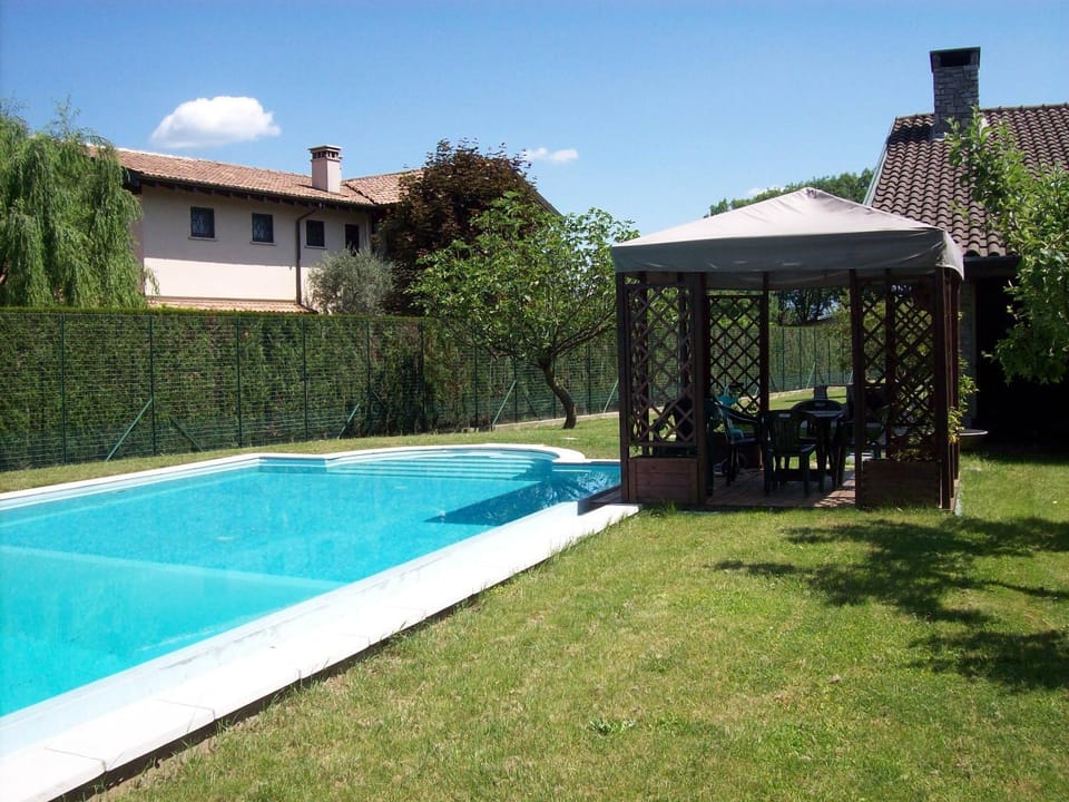 Patio, Garden, Swimming pool