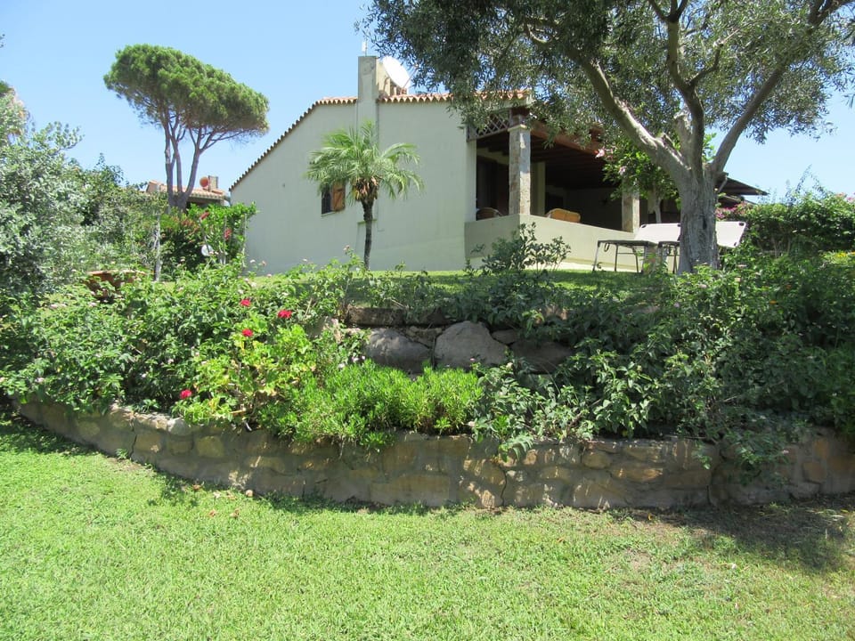Property building, Garden view