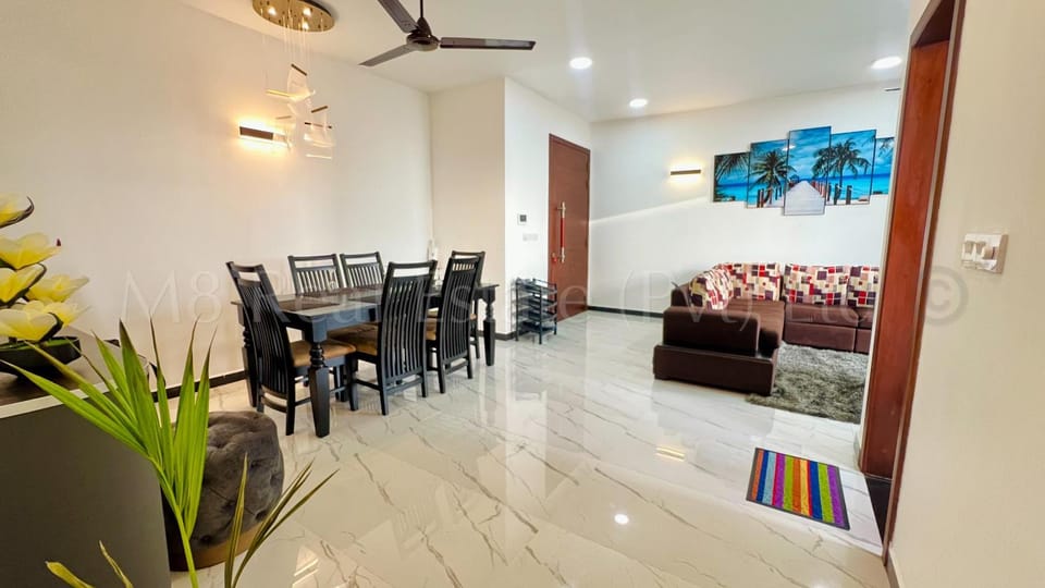 Living room, Photo of the whole room, Seating area, Dining area