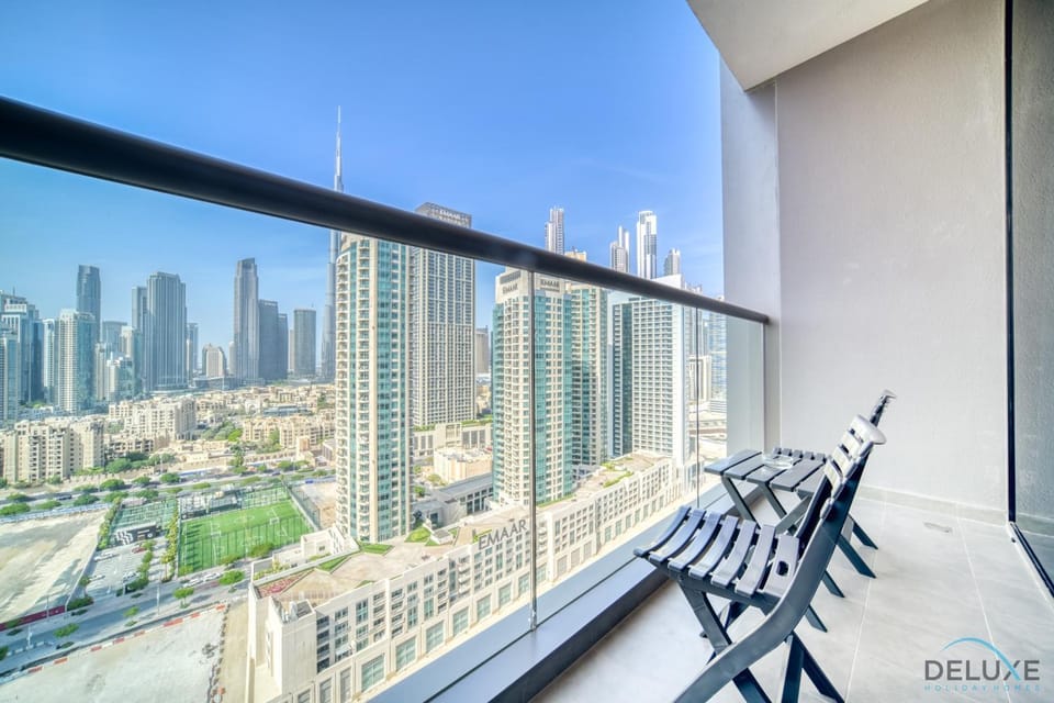 View (from property/room), Balcony/Terrace, City view