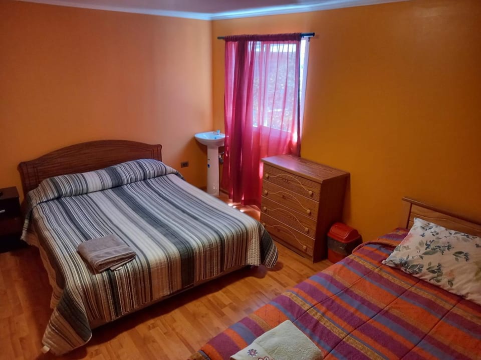 HOSTAL LA CASONA ALFREDO CAMPOS Bed and Breakfast in Coquimbo Region