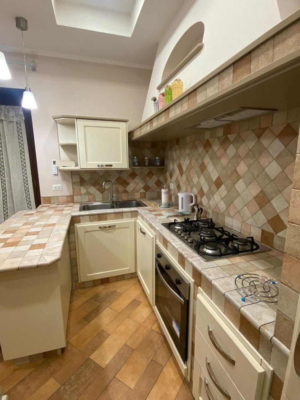 Kitchen or kitchenette, minibar, pet friendly, stove