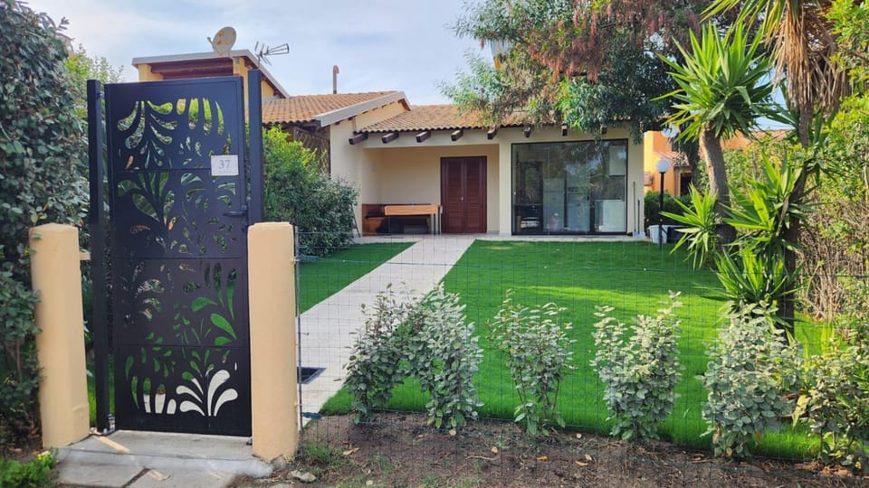 Property building, Garden view