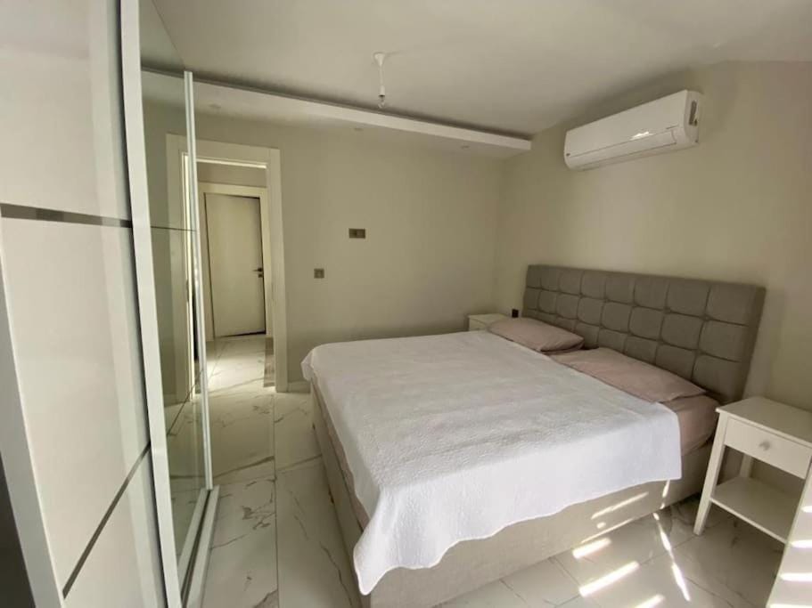 Retro 15 3+1 Apartment in Alanya