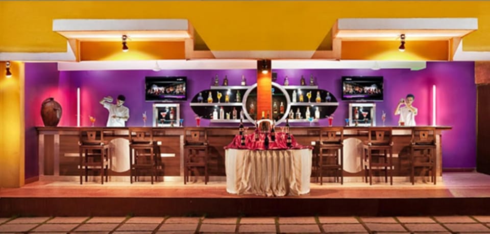 Lounge or bar