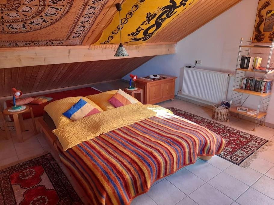 Bed, Library, Photo of the whole room, Bedroom