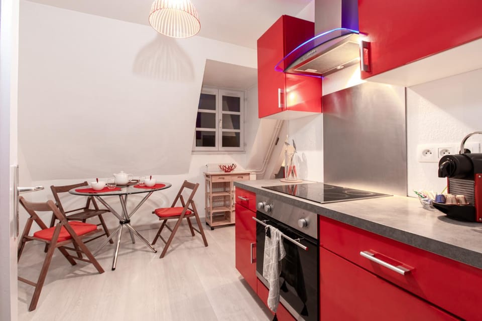 Kitchen or kitchenette, dishwasher, minibar, pet friendly, toaster