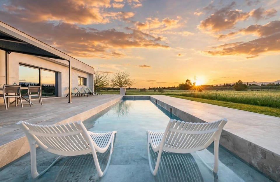 Casa Blanca Villa in Pla de Mallorca