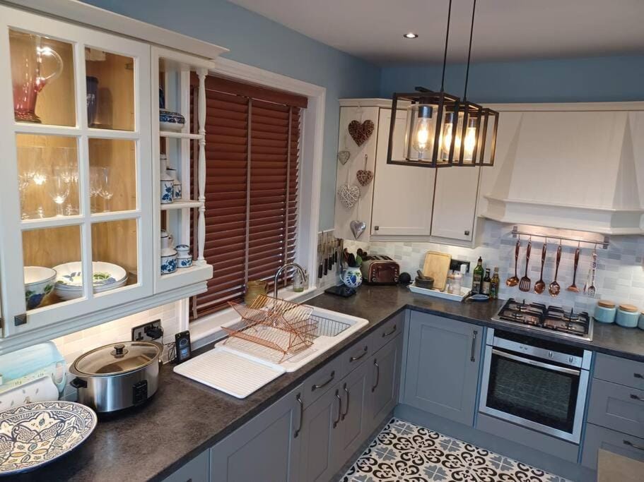 7 Cromwell Gardens - 2 Bed House House in Scarborough
