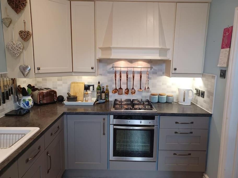 7 Cromwell Gardens - 2 Bed House House in Scarborough