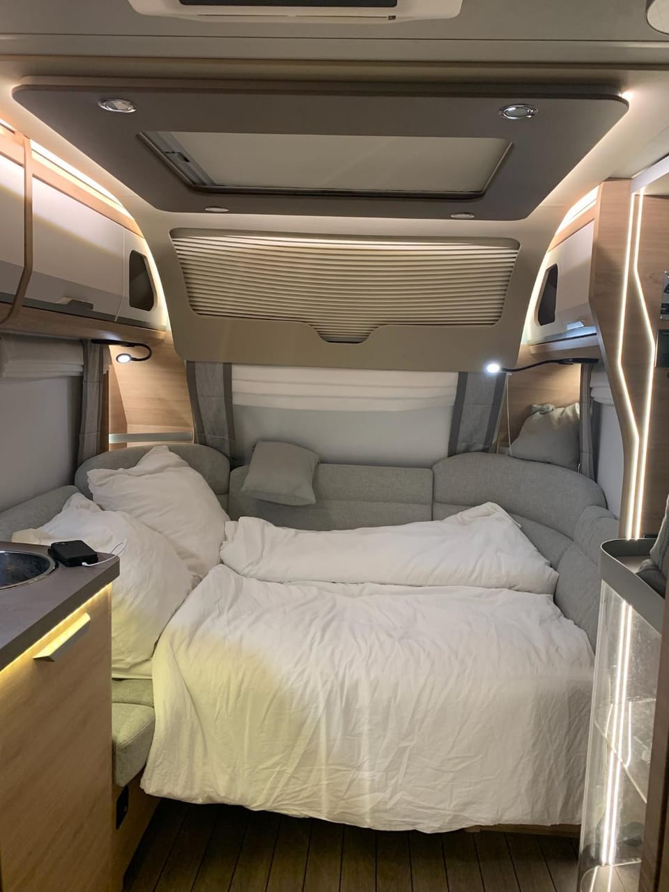 5 Sterne Wohnwagen all inclusive - direkt auf Messe Hannover - super beheizt - alles vor Ort - Wifi - Fully heated - Mobile Home all inclusive - at Fairground Hanover Trade Fair Apartment in Hanover