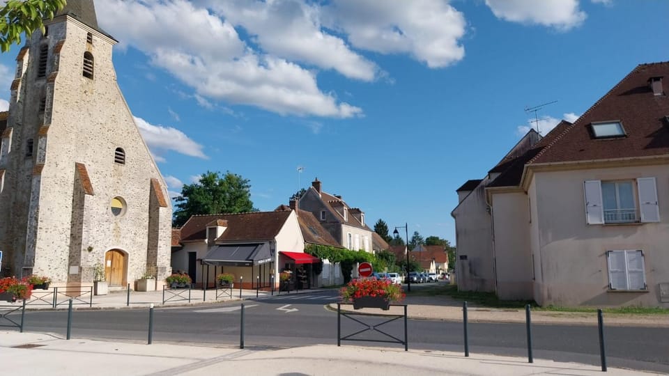 Property building, Street view