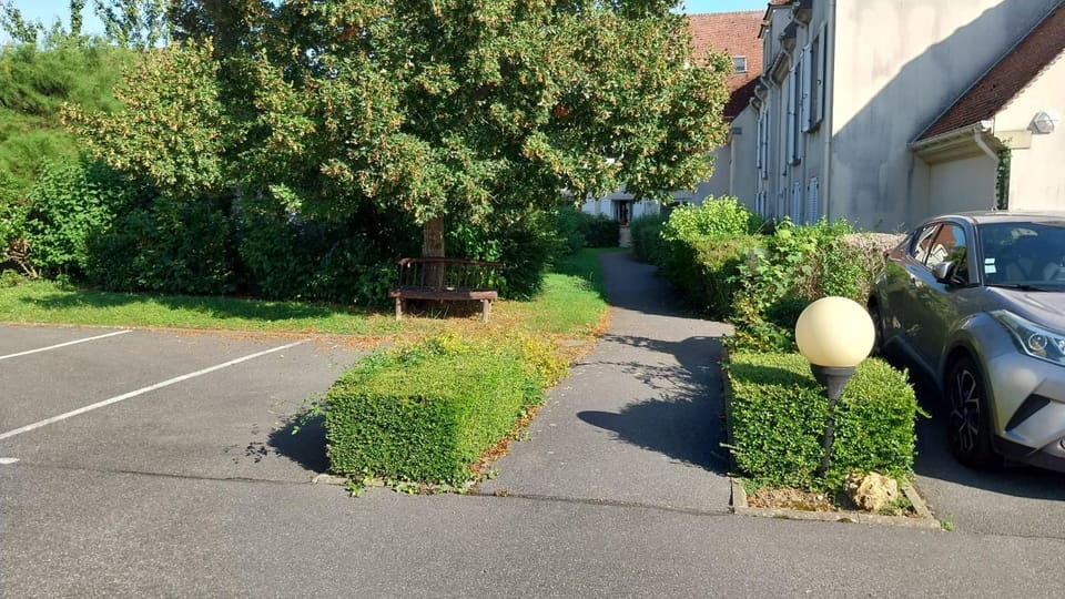 Natural landscape, Parking