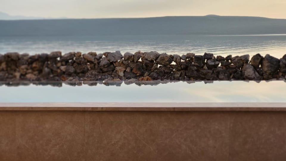 Natural landscape, Mountain view, Sea view