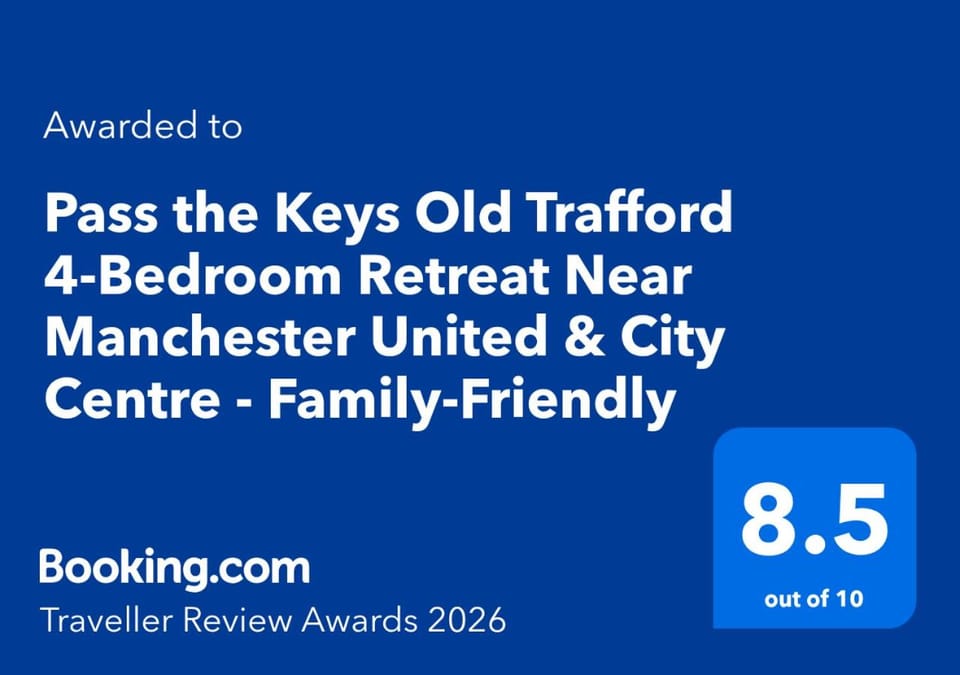 Spacious Home Near Manchester United Stadium - Pass the Keys House in Stretford