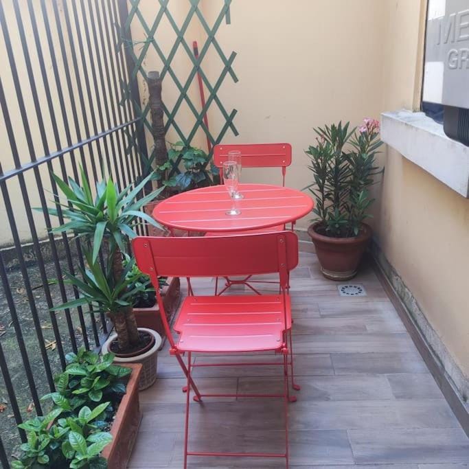 Monolocale intimo con terrazzino Apartment in Milan