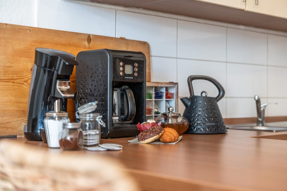 Coffee/tea facilities, Kitchen or kitchenette, toaster