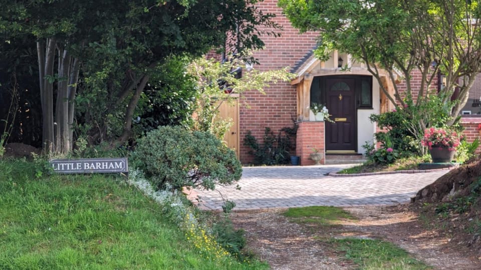 Little Barham B&B Bed and Breakfast in Uttlesford