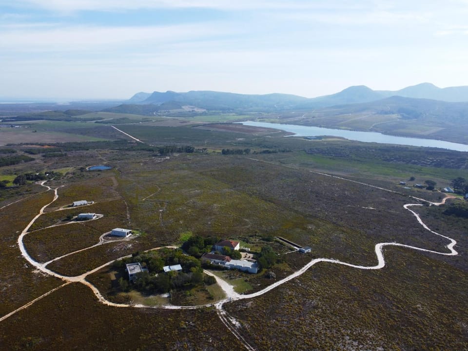 Bird's eye view, Lake view, Mountain view