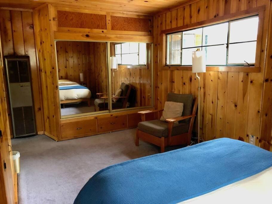 Serene and Magical Cabin w/Barrel Sauna and Fireplace Cabin in Idyllwild-Pine Cove