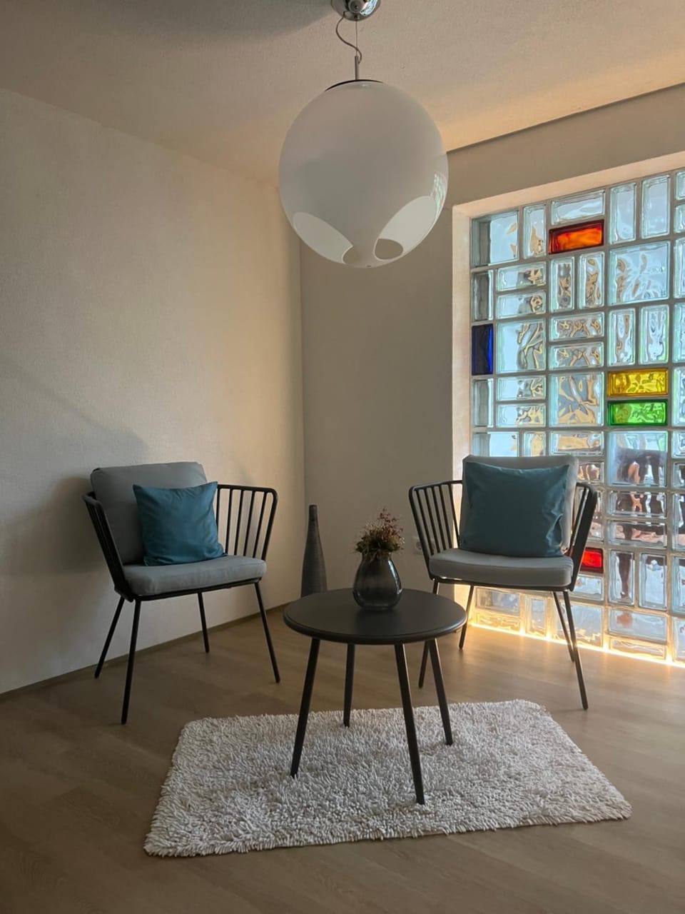Seating area