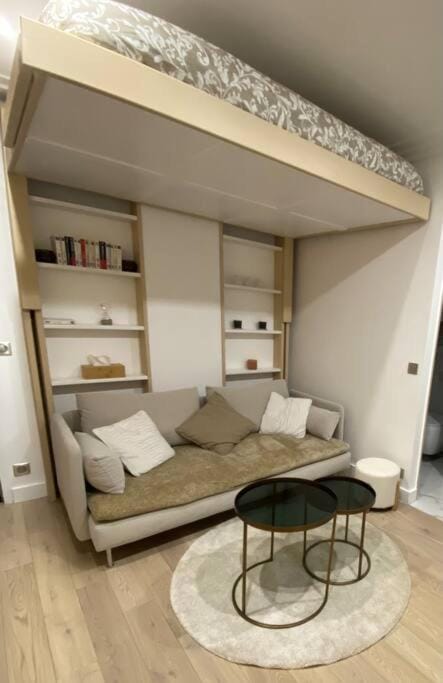 Joli studio paris 17 Apartment in Paris