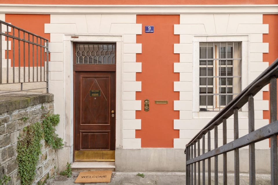 Facade/entrance, Day