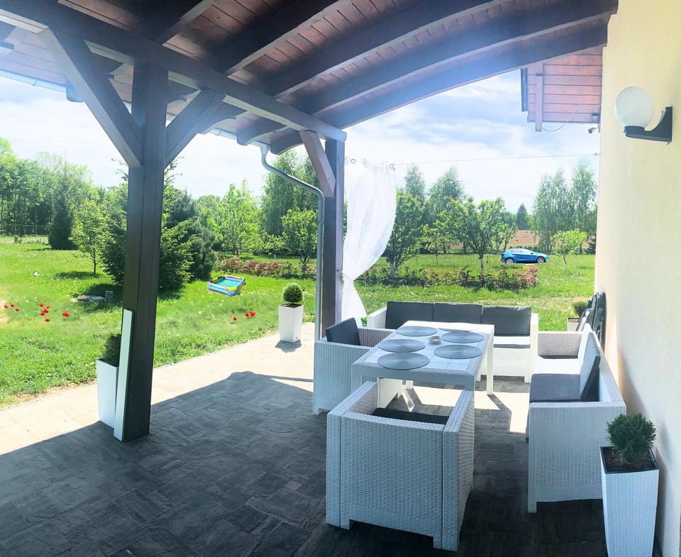 Balcony/Terrace, Garden view, Parking