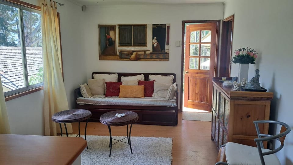 Casa Algarrobo House in Santiago Metropolitan Region
