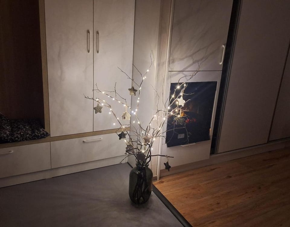 Decorative detail, wardrobe