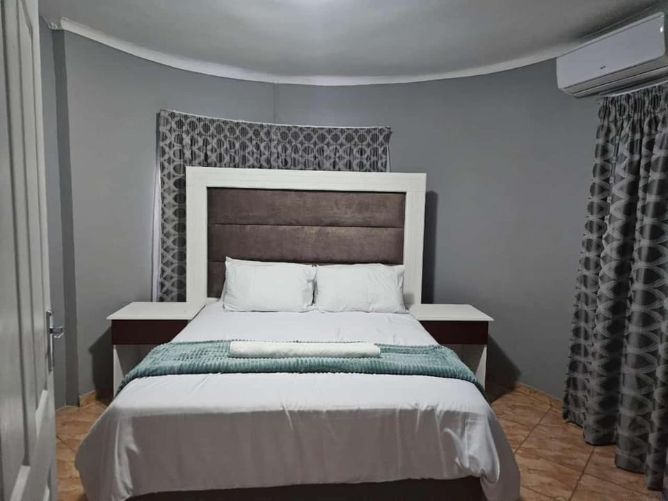 Marandela Guesthouse Bed and Breakfast in South Africa