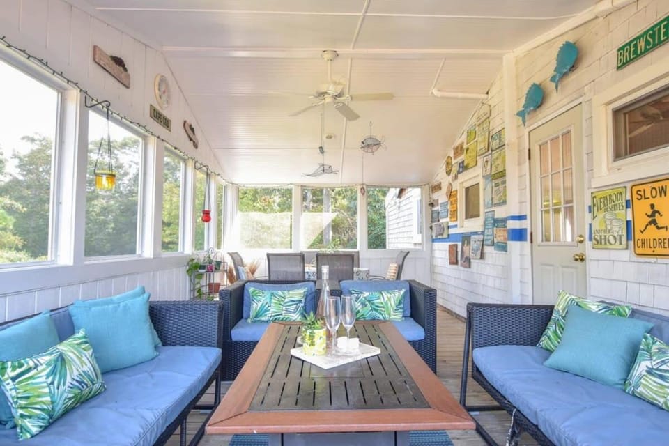 Waterfront home with Hot Tub Firepit and Game Room House in Eastham