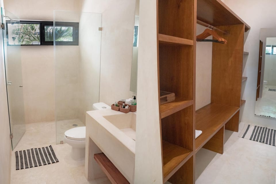 Shower, Bathroom, towels