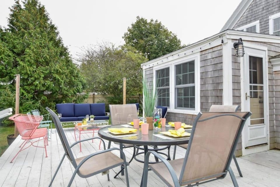 Antique Dennis getaway with firepit & EV charger Dog friendly House in Dennis Port
