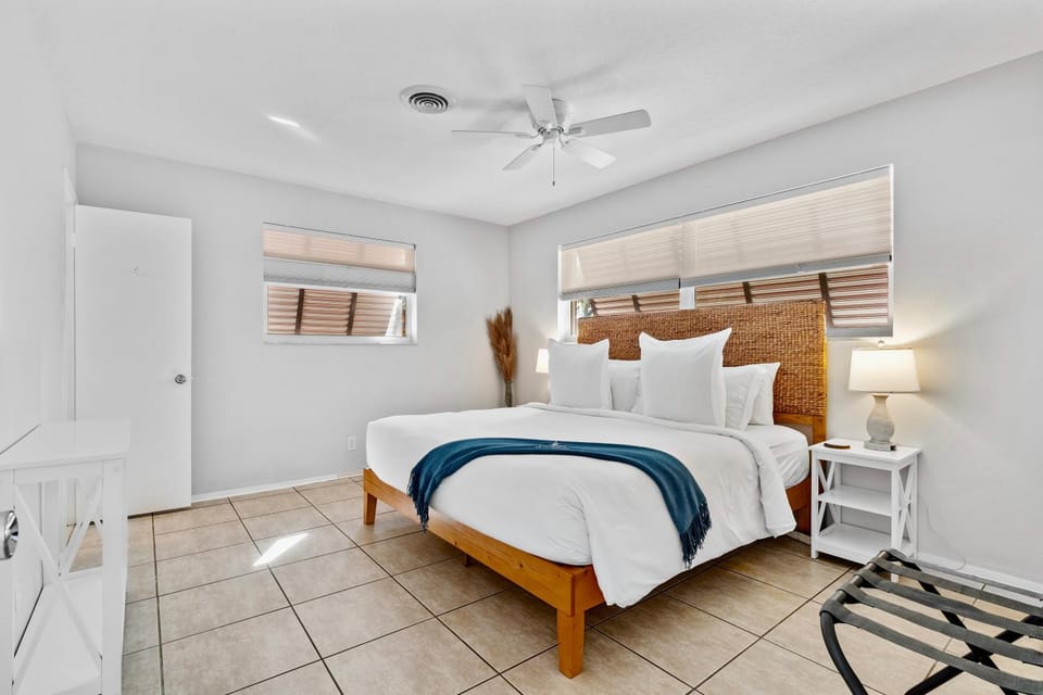 Citrus Isles Waterfront Home House in Fort Lauderdale