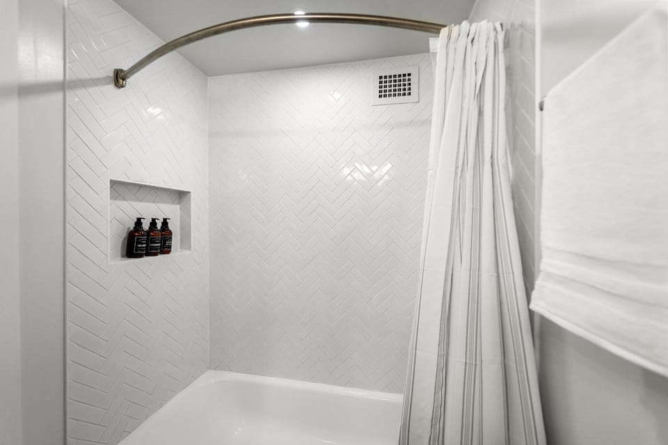 Shower, Bathroom, Bath