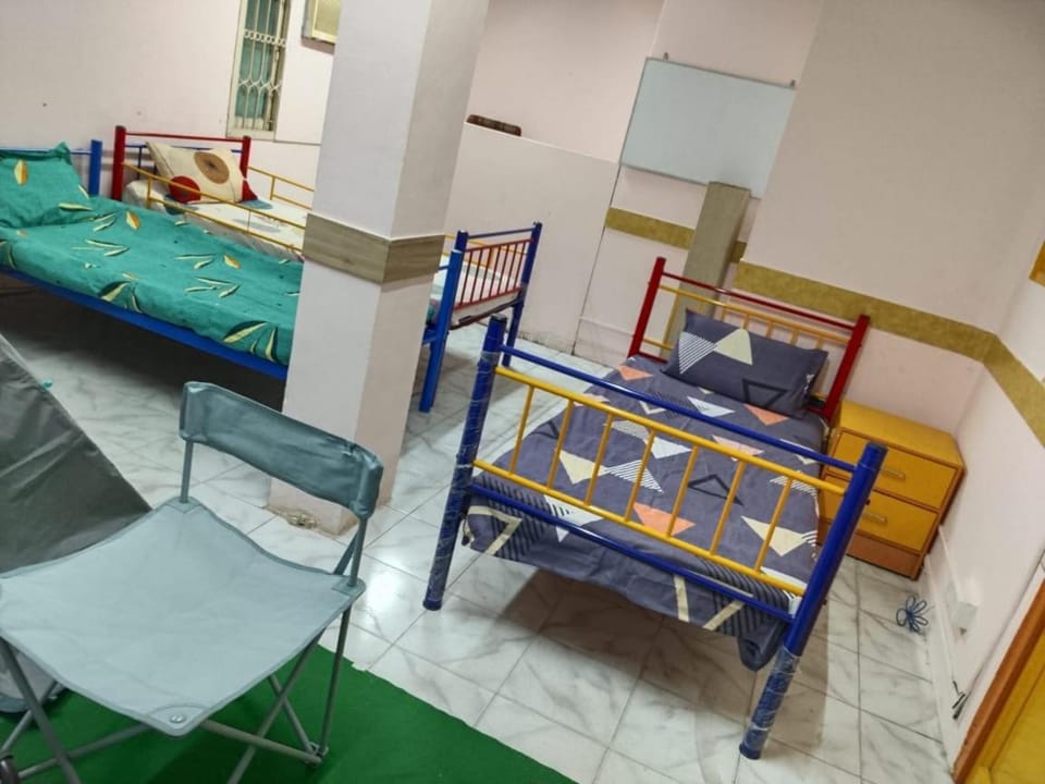 WISHTREE CORPORATE MENS only DORMITORY FOR TECHIES AND Trainees Hostel in Chennai