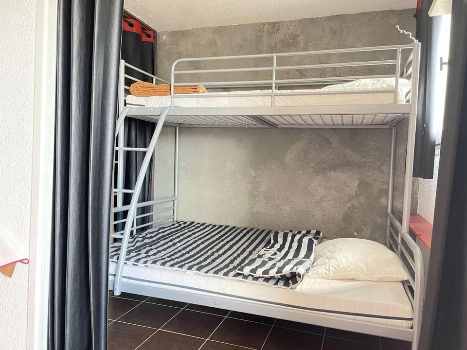 Studio 5 couchages près des pistes à Risoul - FR-1-330-570 Apartment in Piedmont