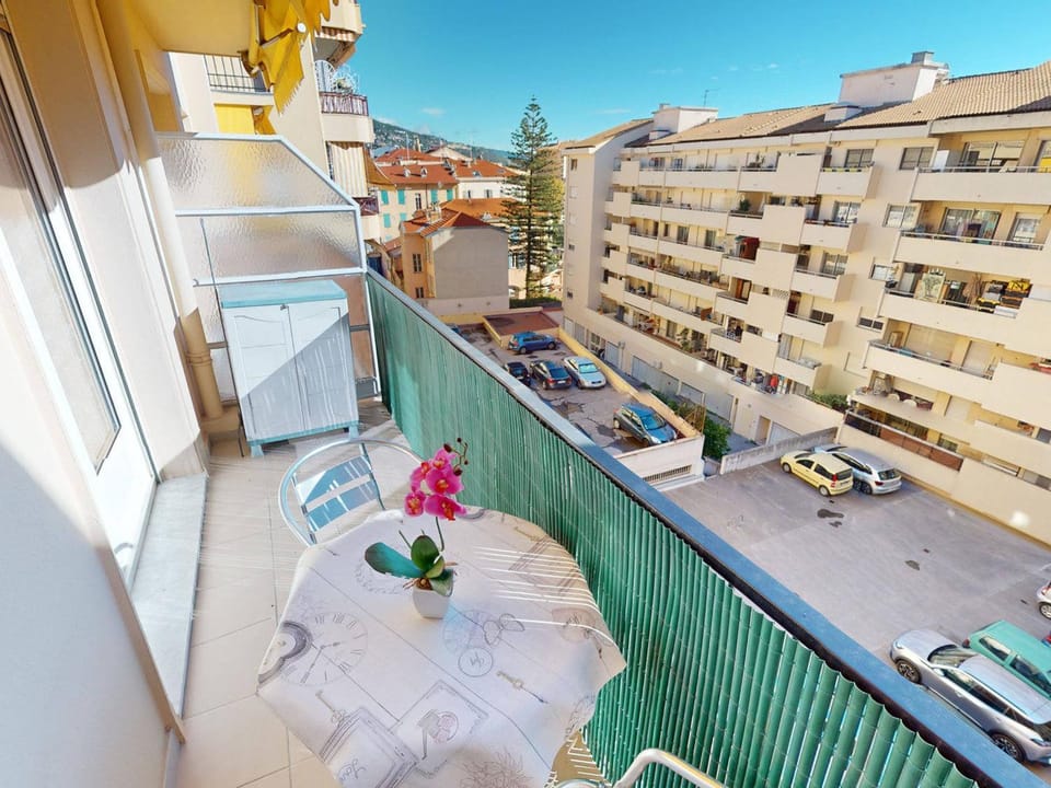 Appartement climatisé avec balcon, centre Menton - FR-1-196-345 Apartment in Menton