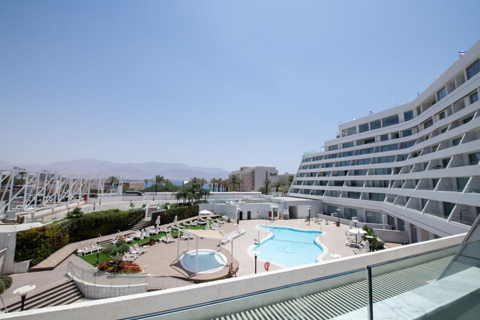 Pool view, Sea view, Swimming pool