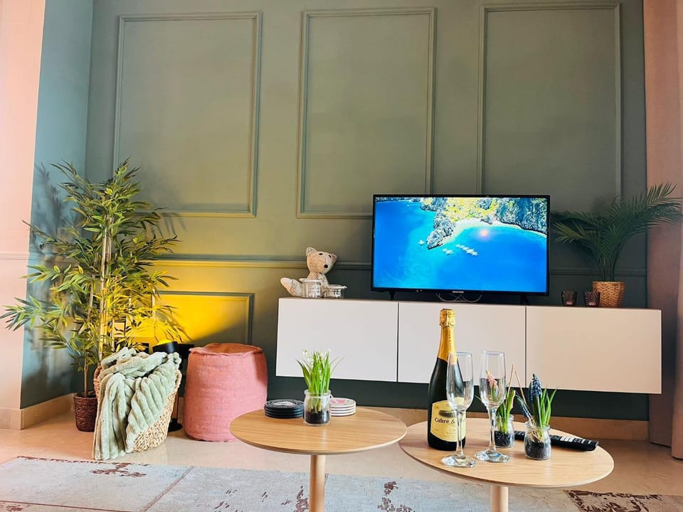 TV and multimedia, Living room