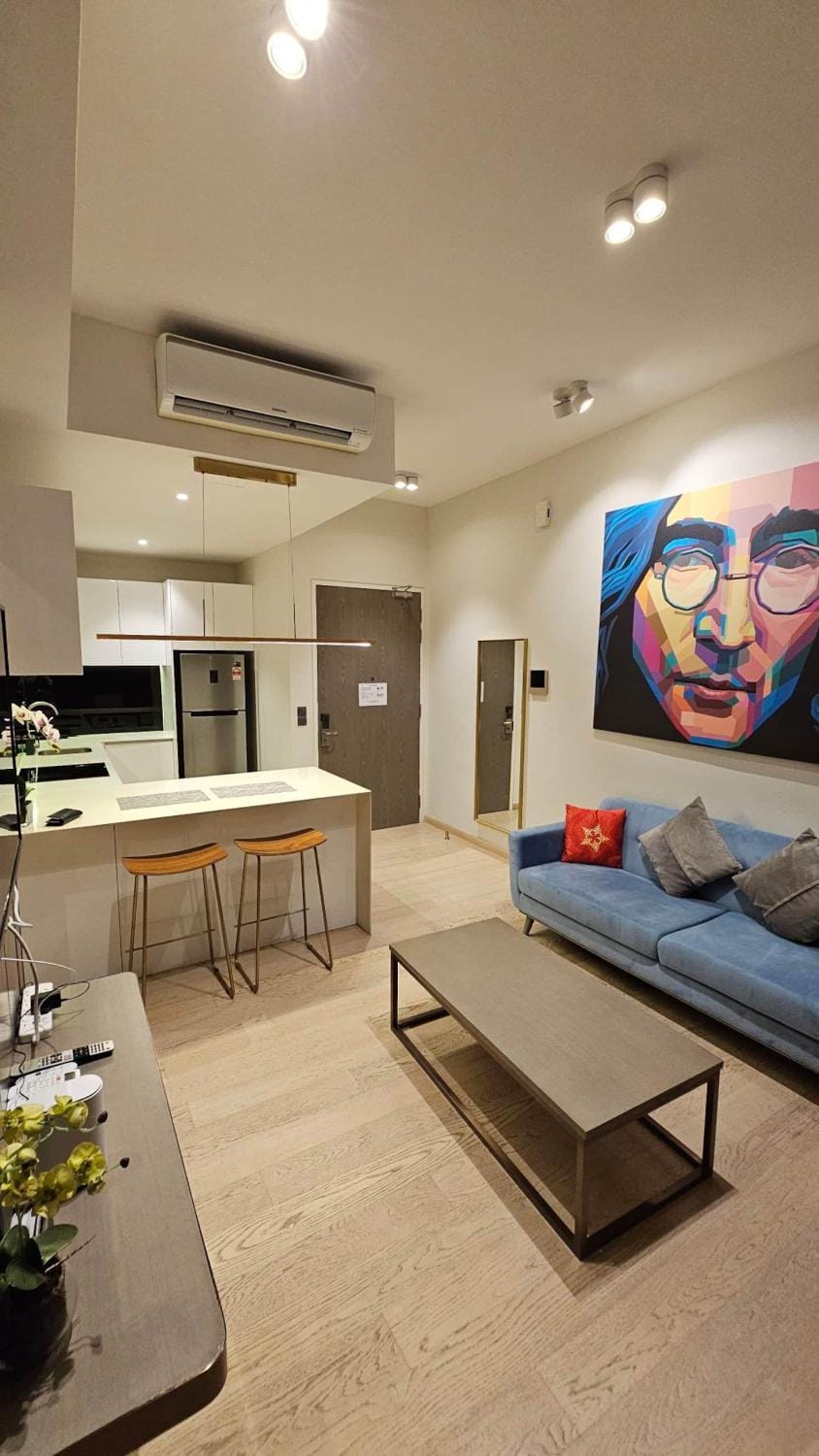 Kitchen or kitchenette, Living room, Seating area