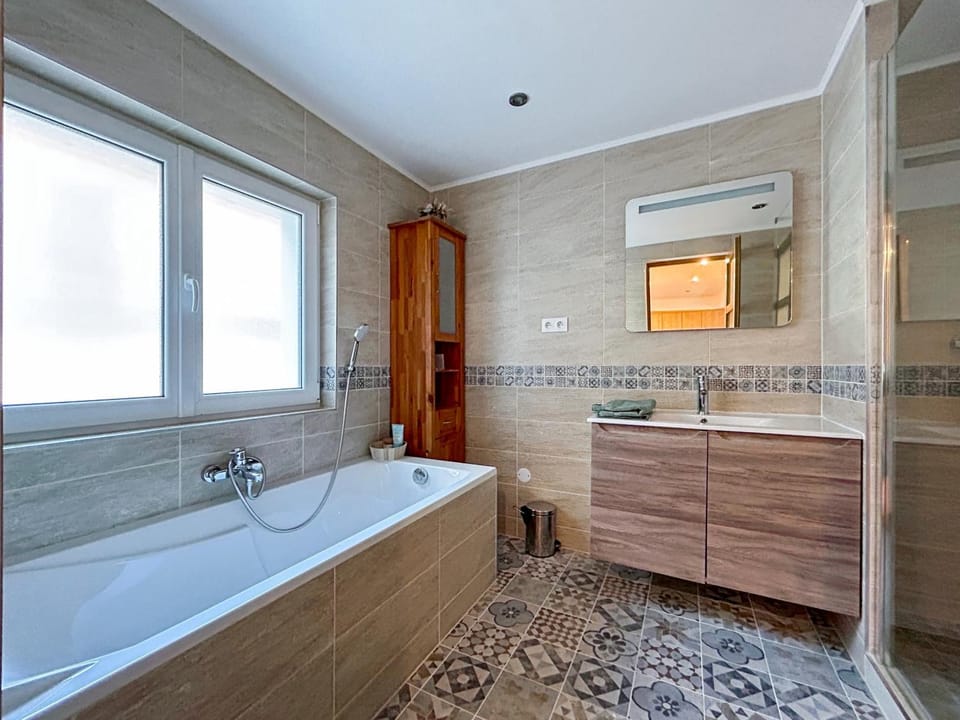Shower, Bathroom, Bath