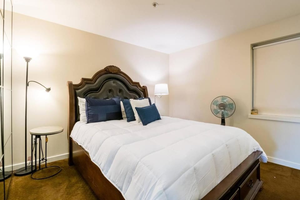 Modern 2BR Downtown San Jose Condo Walkable House in San Jose