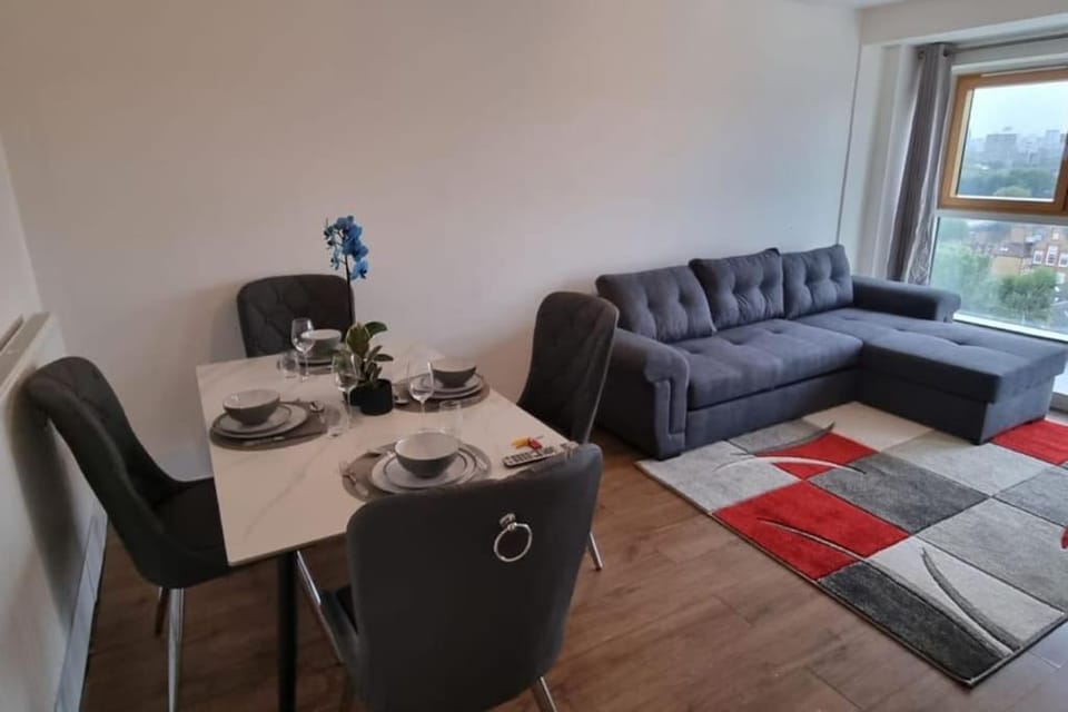 Living room, Seating area, Dining area