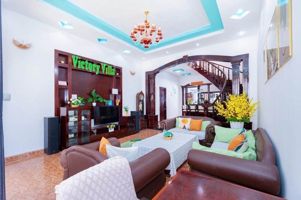 Karaoke, Nightclub / DJ, Living room