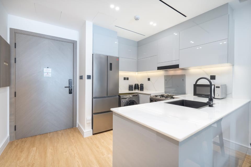 Elegant treat with Burj Khalifa view by Suiteable Apartment in Dubai