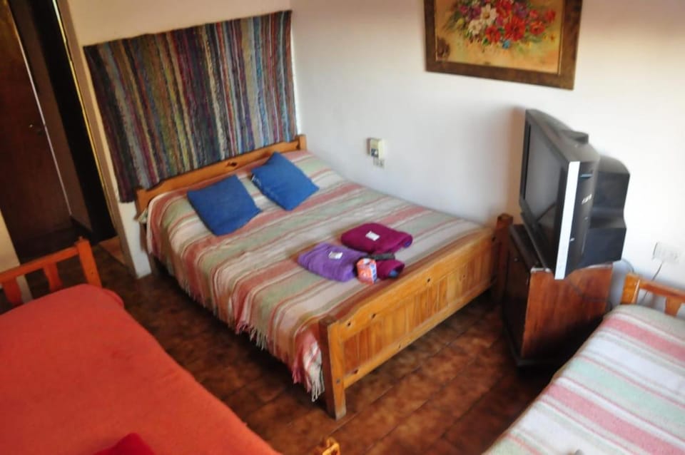 Hotel La Marina Bed and Breakfast in Villa Carlos Paz