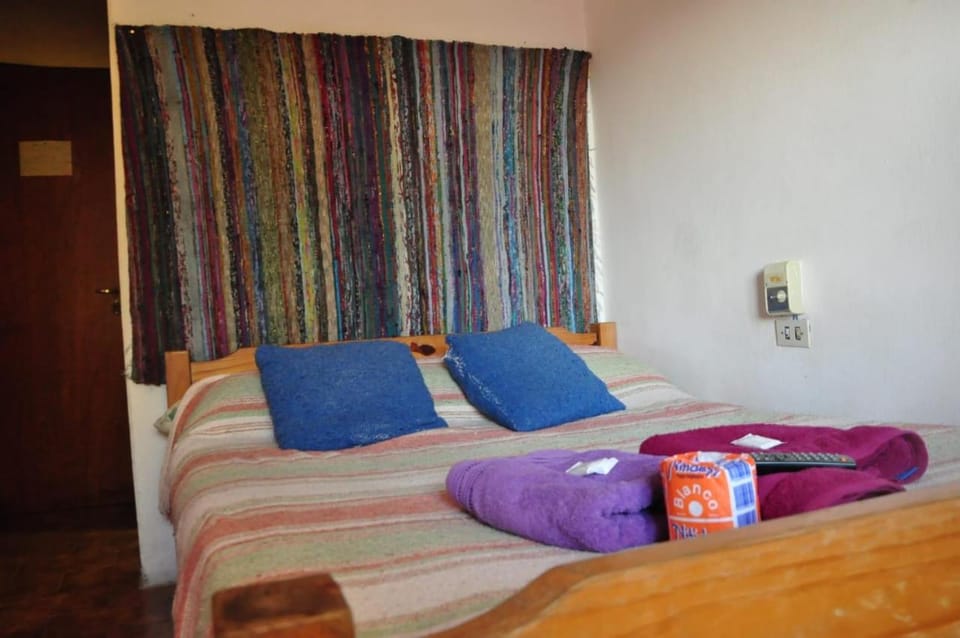 Hotel La Marina Bed and Breakfast in Villa Carlos Paz
