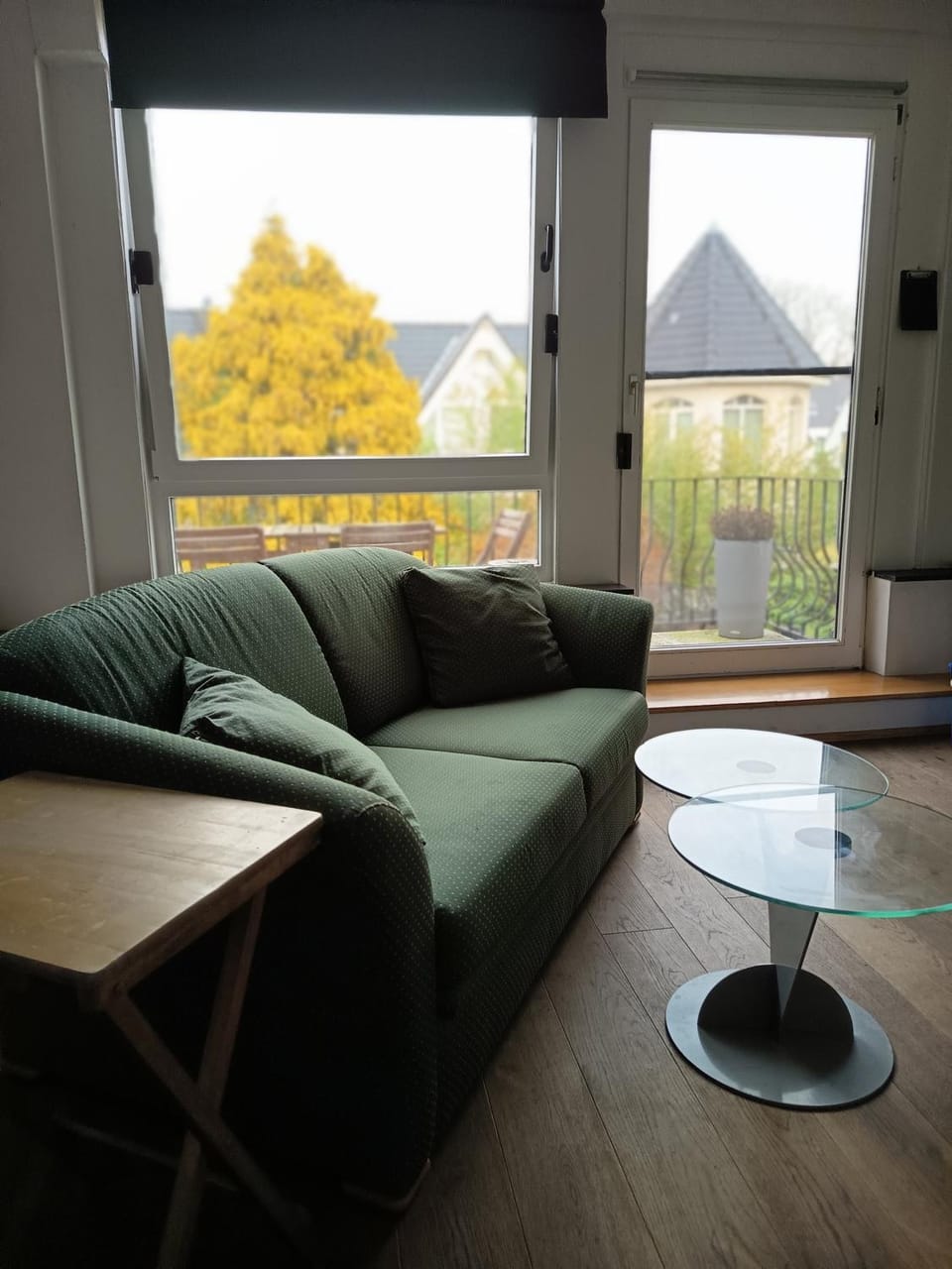 IN VILLA APARTMENT 56 qm Check-in,free parking, WIFI , TV, FULL KITCHEN Apartment in Hanover